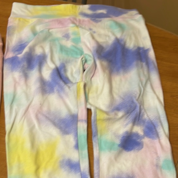 Girls Justice activewear. Tie dye capris leggings with biker shorts - Picture 4 of 4